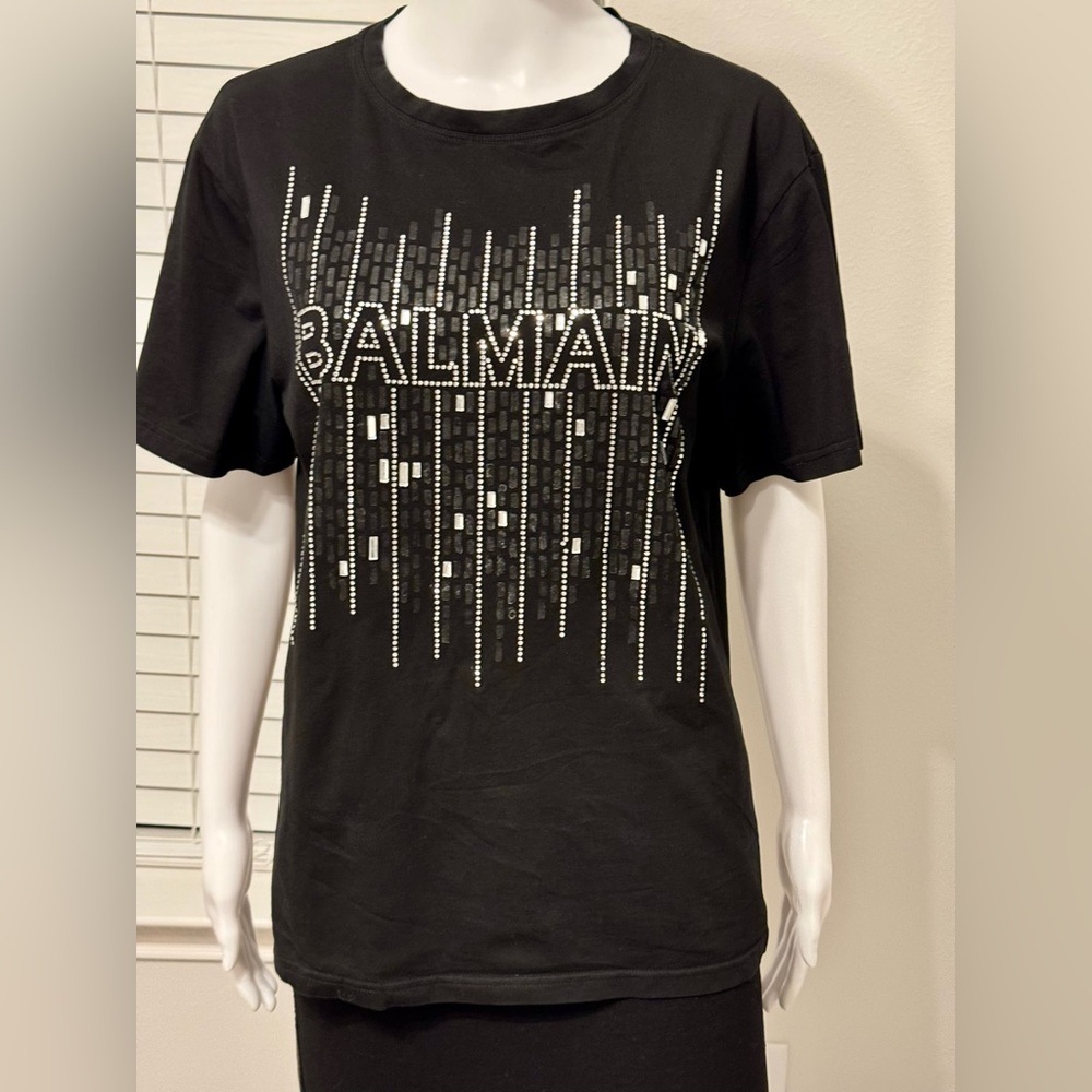 Women's black Balmain T-shirt embellished with rhinestones. Crew neck, size L.